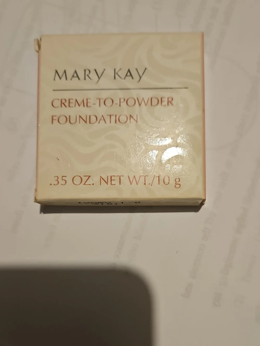 Mary Kay Creme-to-Powder Foundation - Cream / Ivory 1.0